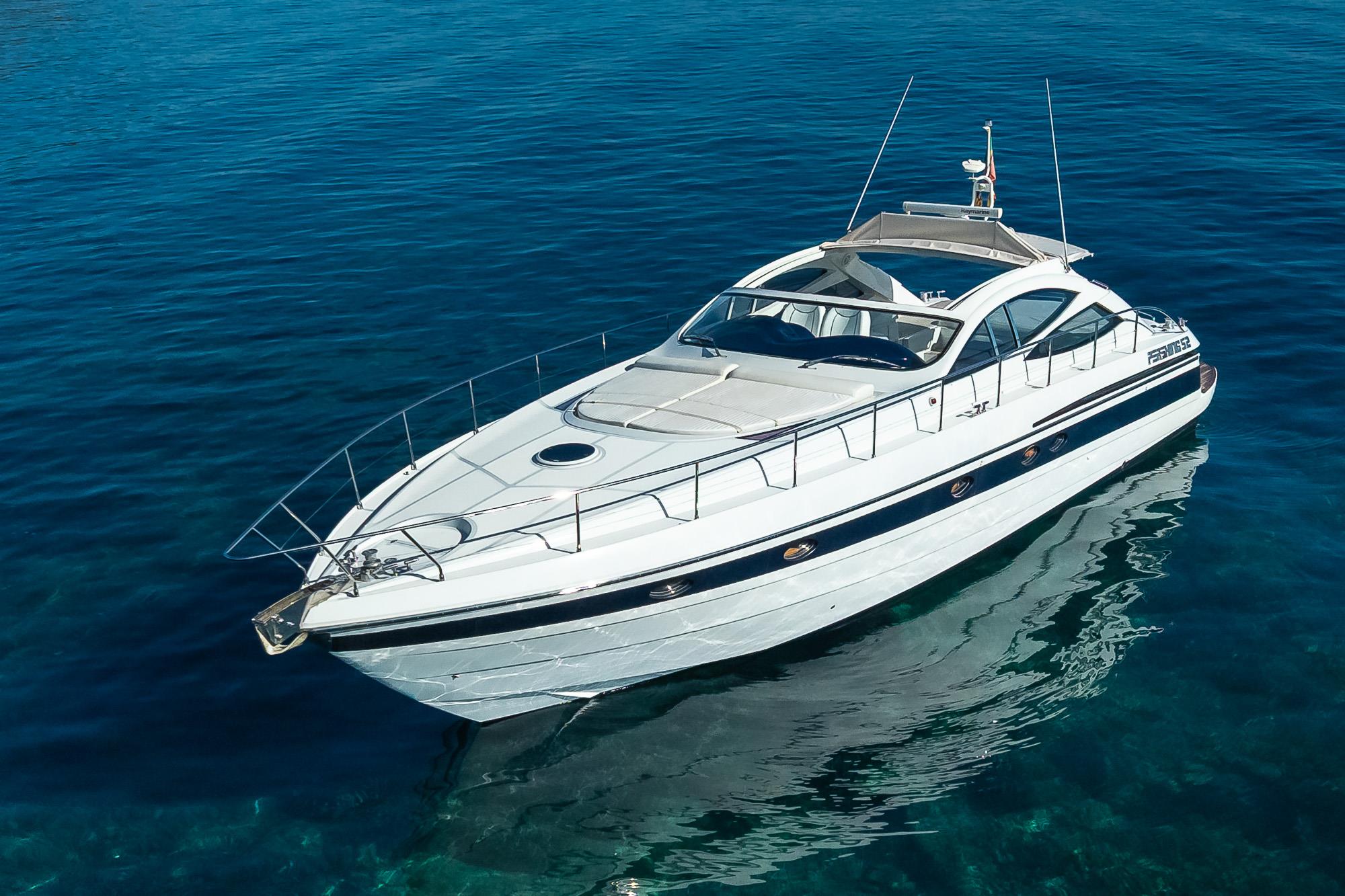 2003 PERSHING 52' 
